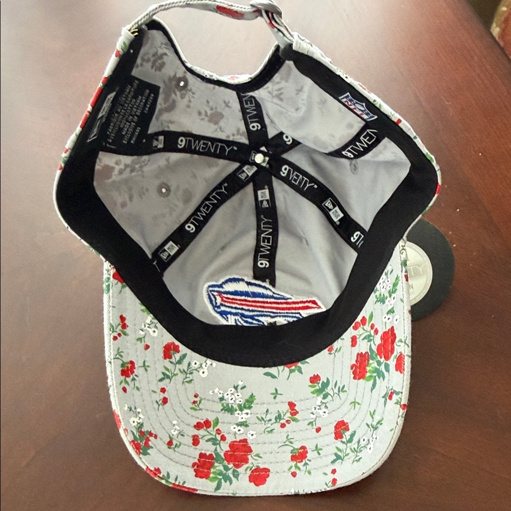 NWT Buffalo Bills Floral Baseball Cap - Picture 6 of 6